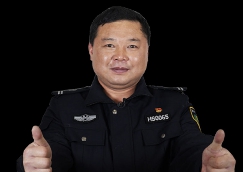 全國人大代表、黃山“守松人”